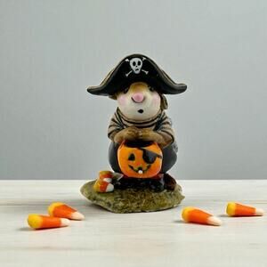 Wee Forest Folk "Little Pirate Kidd" 1996 Mouse Pirate M-216 A. Petersen Retired